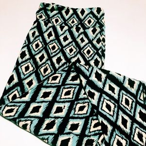 NWOT LuLaRoe TC2 Leggings